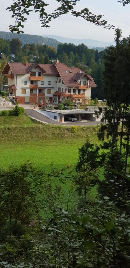Gaestehaus Karoline Oberaichwald  Exterior photo